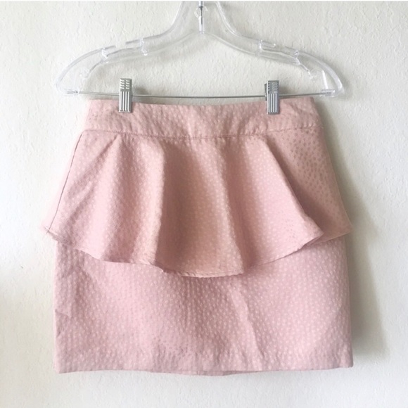 NWT Silence + Noise UO Rose Peplum Skirt - 4 - Picture 1 of 5